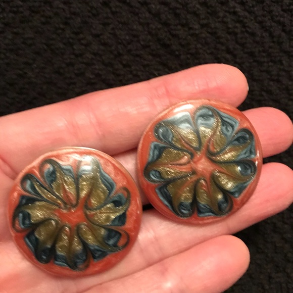 Vintage 80's Button Enamel Earrings Retro - Picture 2 of 8
